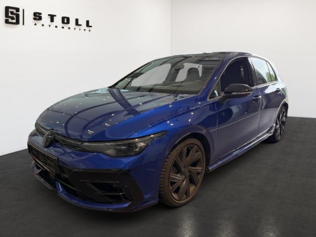 VW Golf 7.590 km 49.990 € Waldshut-Tiengen 79761