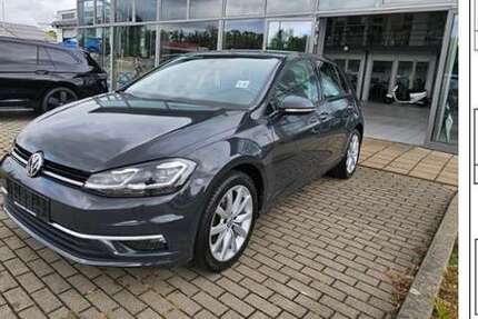 VW Golf 103.559 km 14.989 € Bernburg 06406