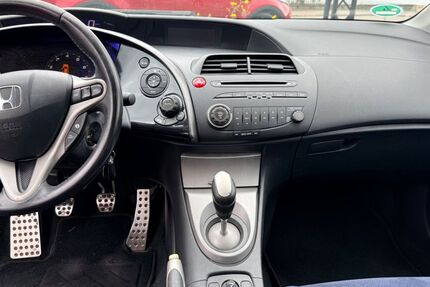 Honda Civic 223.594 km 2.499 &euro; Treuchtlingen 91757