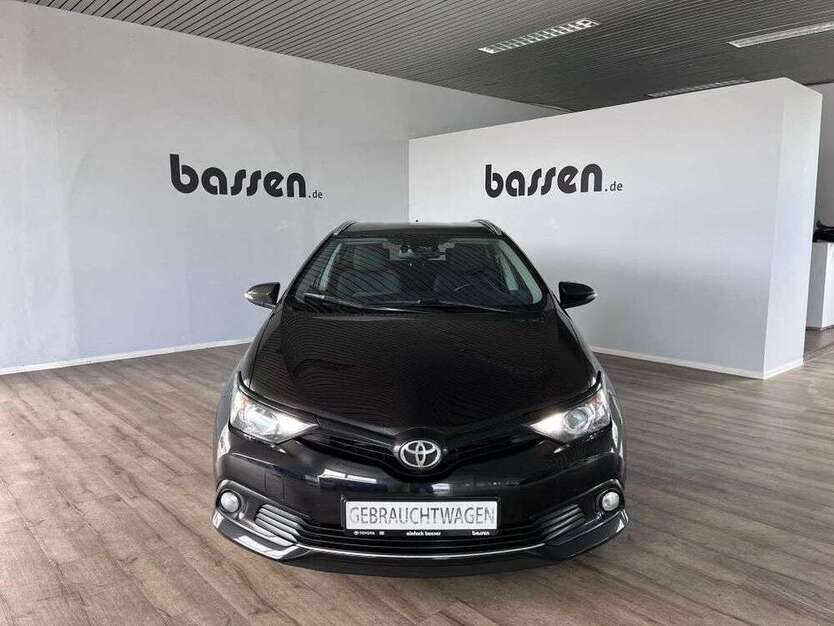 Auris
