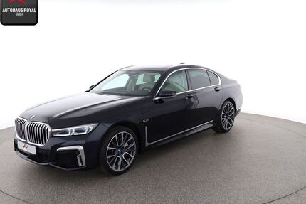 BMW 745