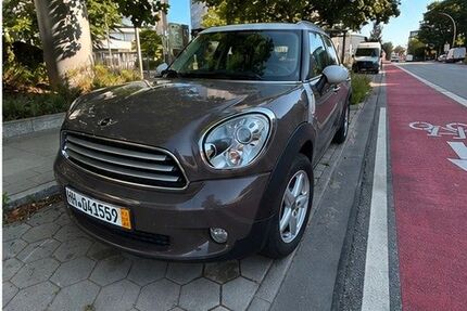 Mini Countryman S (Cooper) 131.135 km 7.500 &euro; Hamburg 22089