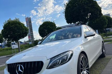 Mercedes-Benz C 250 233.000 km 16.300 € Ulm 89075