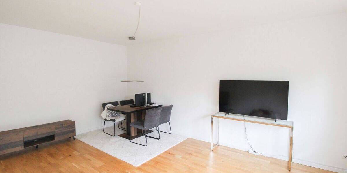 Etagenwohnung Krefeld Stadtmitte - 2 Zimmer, 60 m&sup2;, 149.000&euro; | Angebot:26834662