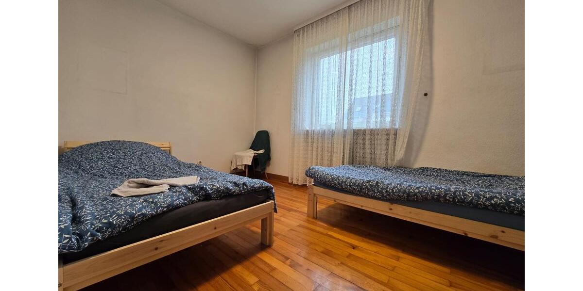 Monteursunterkunft inkl. W-Lan, TV und Küche in Schwanstetten 4 zimmer