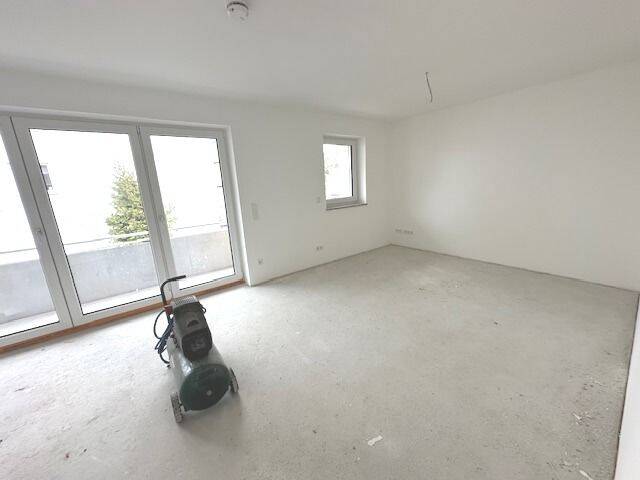 Etagenwohnung Germering - 2 Zimmer, 65 m&sup2;, 1.270&euro; | Angebot:25929876