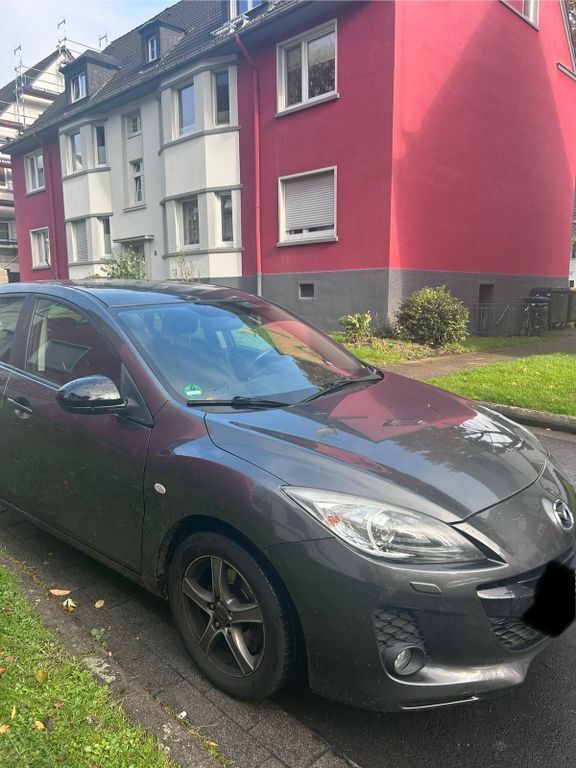 Mazda 3 167.000 km 3.500 € Essen 45355