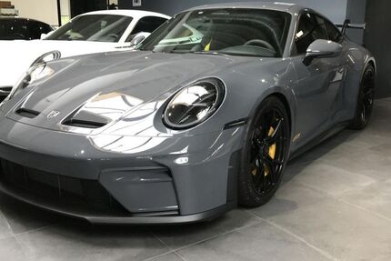 Porsche 992 2.500 km 225.900 &euro; Eschweiler 52249