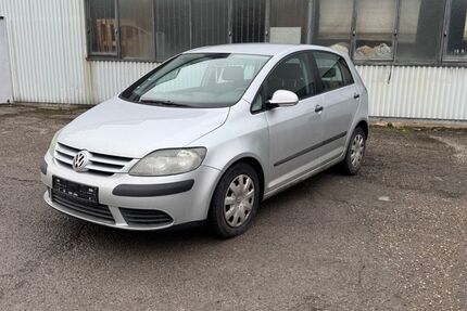 VW Golf 185.000 km 2.499 &euro; Mühlacker 75417