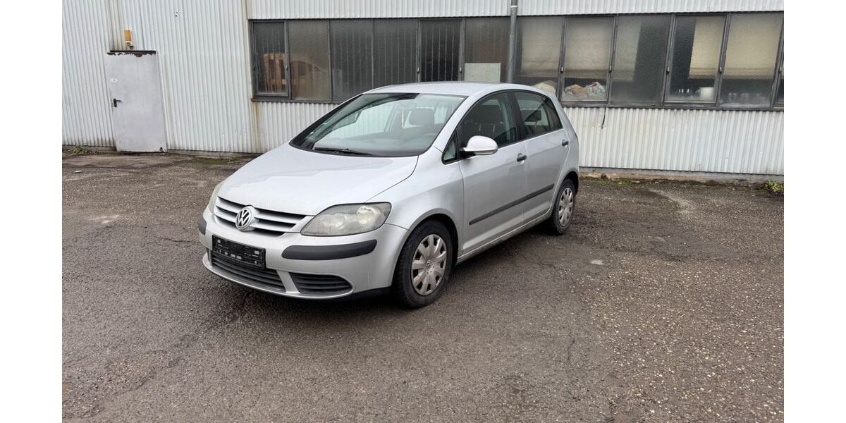 VW Golf 185.000 km 2.499 &euro; Mühlacker 75417