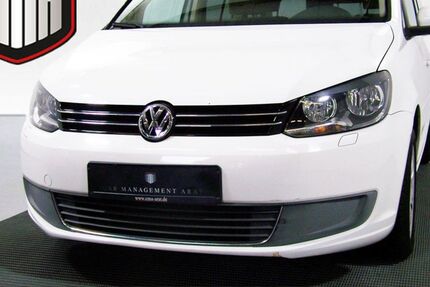 VW Touran 153.556 km 7.429 € Hamburg Stadtteil Horn 22119