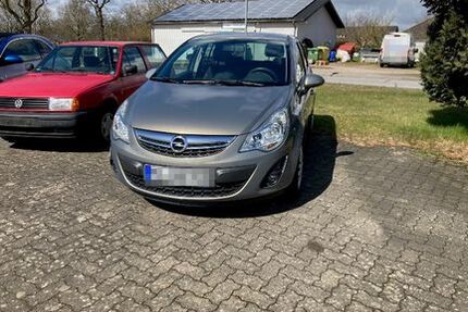 Opel Corsa 67.600 km 6.850 &euro; Flensburg 24944