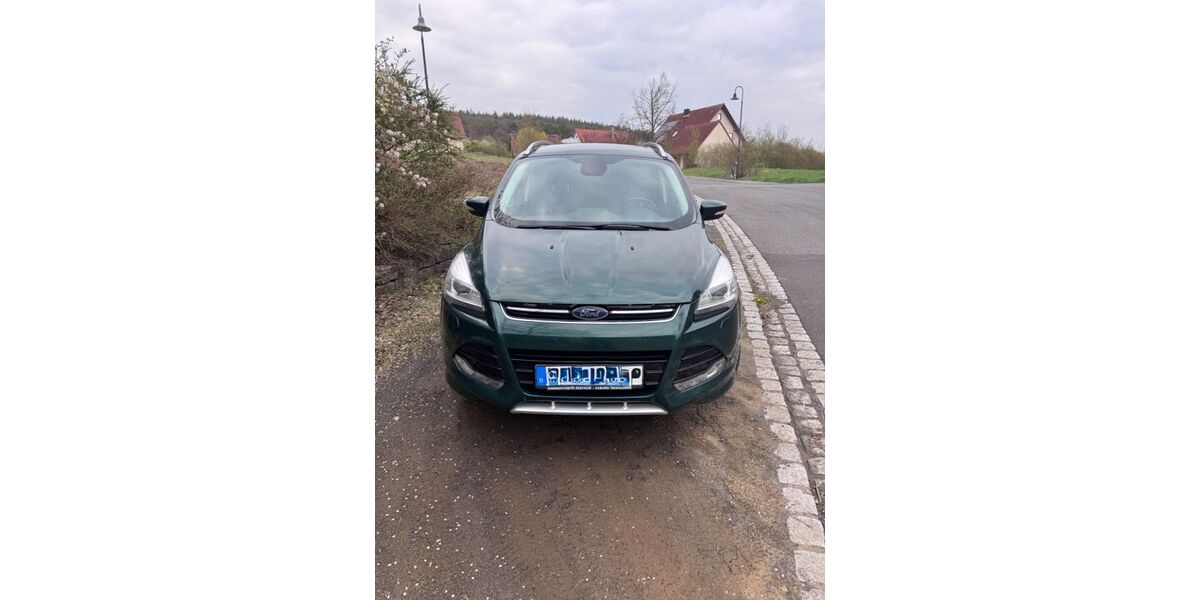 Ford Kuga 129.000 km 9.900 &euro; Ebern 96106