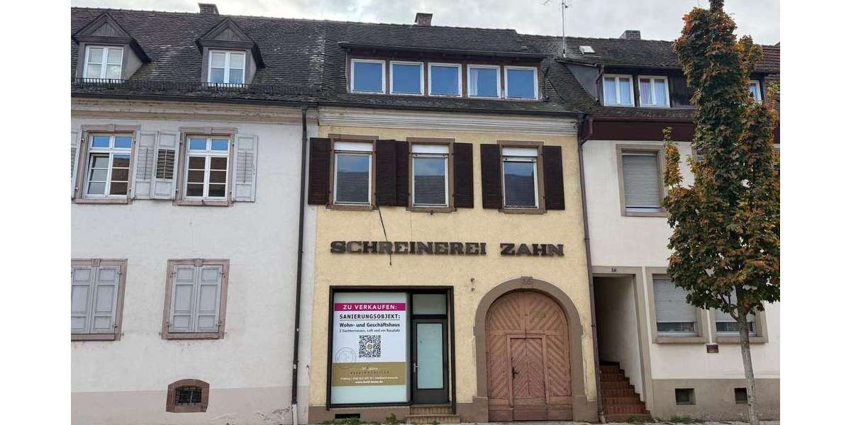 Haus zum Kaufen in Emmendingen 299.000 € 160 m² 7 zimmer