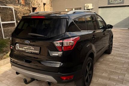 Ford Kuga 143.000 km 9.000 &euro; Kehrig 56729