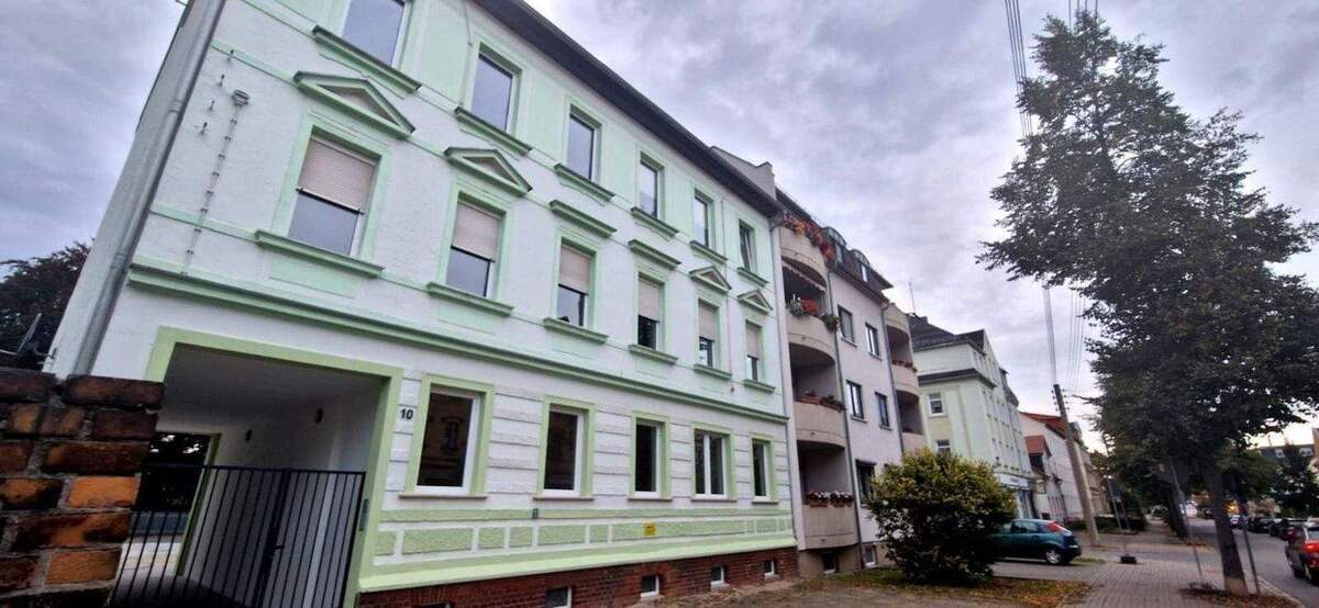 5-Raum-Wohnung mit Einbauküche 5 zimmer