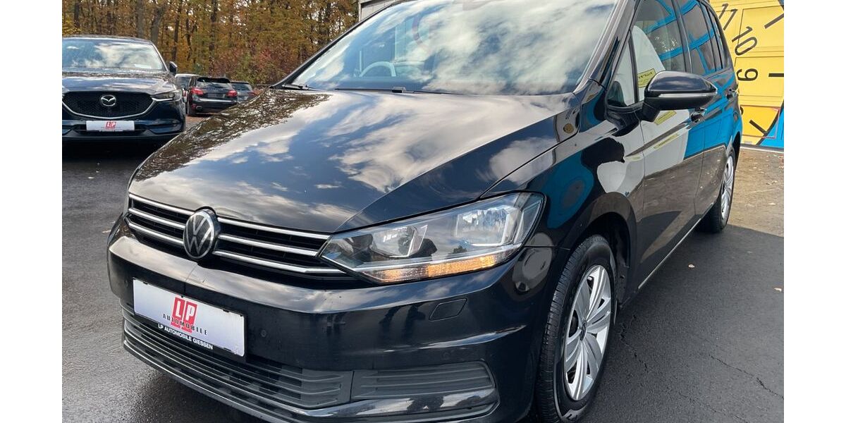 VW Touran 282.984 km 14.990 &euro; Giessen 35394