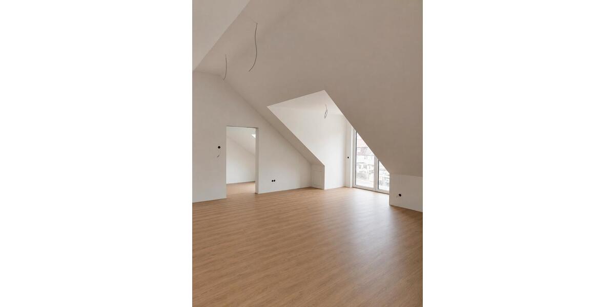 Dachgeschoßwohnung Wilsdruff - 3 Zimmer, 71 m&sup2;, 1.136&euro; | Angebot:26647425