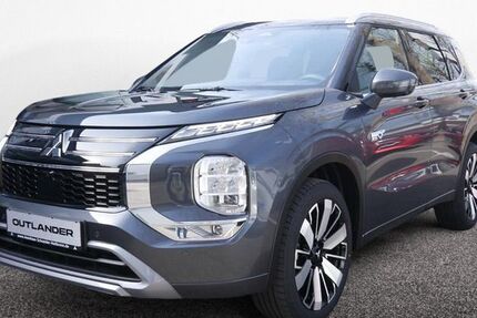 Mitsubishi Outlander 2.500 km 54.960 € Heilbronn 74074