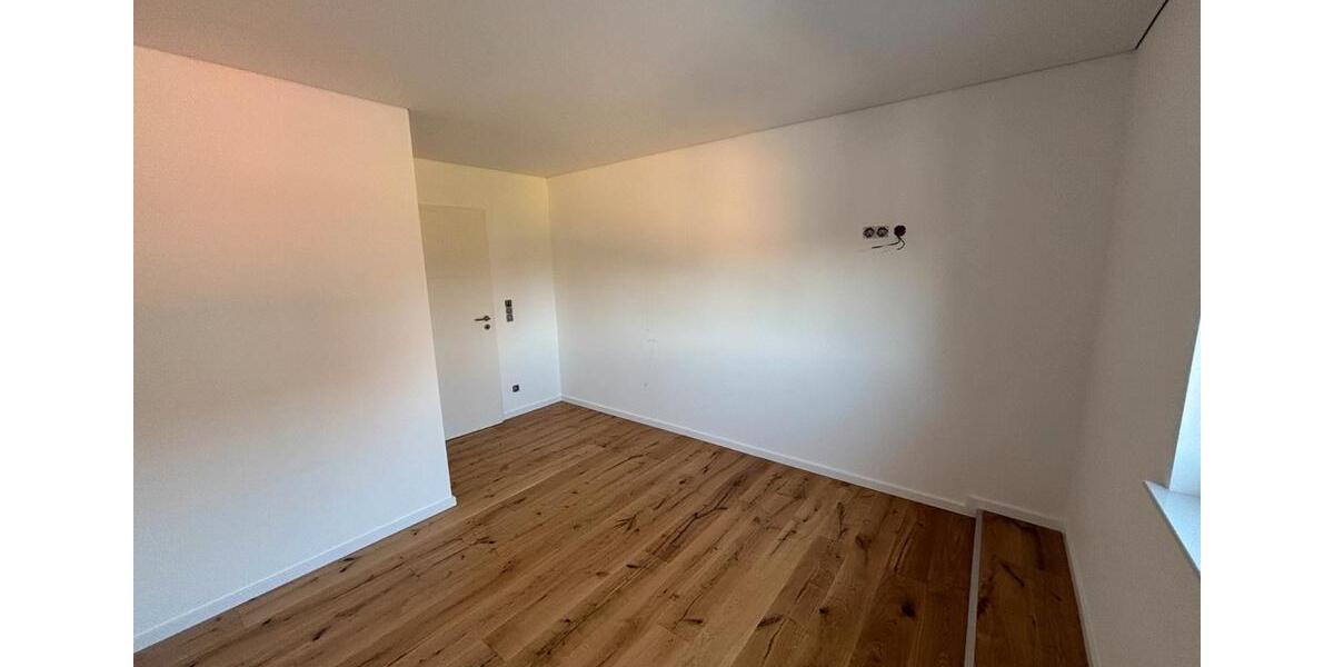 Dachgeschoßwohnung Neustadt in Holstein - 3 Zimmer, 70 m&sup2;, 327.000&euro; | Angebot:27016604