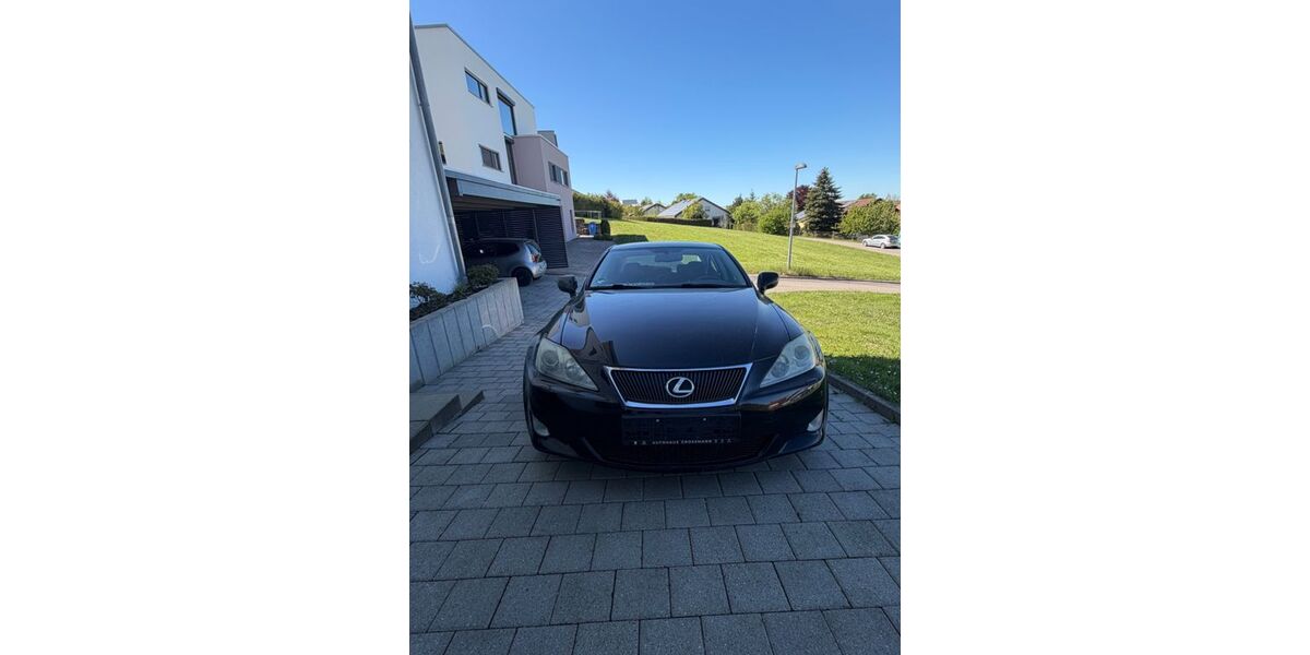 Lexus IS 250 236.934 km 4.490 &euro; Heubach 73540