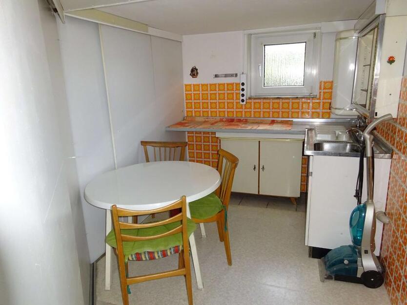 Anwesen mit Einfamilienhaus und Bungalow mit Einliegerappartment