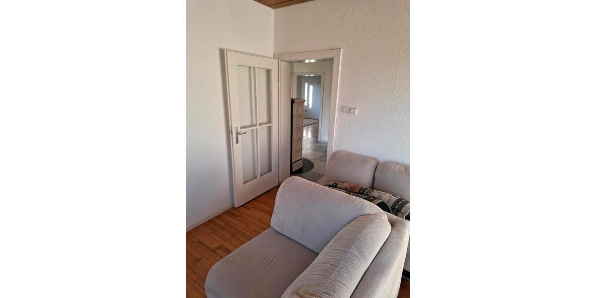 Etagenwohnung Frensdorf - 3 Zimmer, 100 m&sup2;, 920&euro; | Angebot:26368929