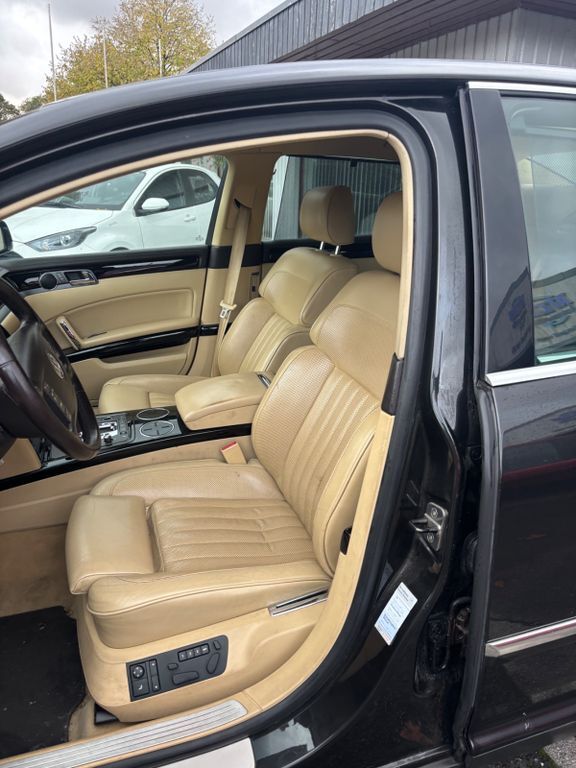 VW Phaeton 261.000 km 4.750 € Essen 45356