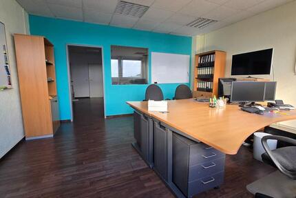 135 m² Büro in Ober-Rosbach – ideal für Start-ups & Freiberufler zimmer