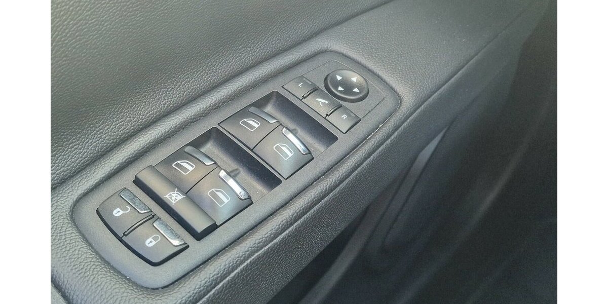 Maserati Ghibli 3.0 D Leder Klimaautomatik Leder BI-XENON 39.900 km 42.499 &euro; Landau 76829