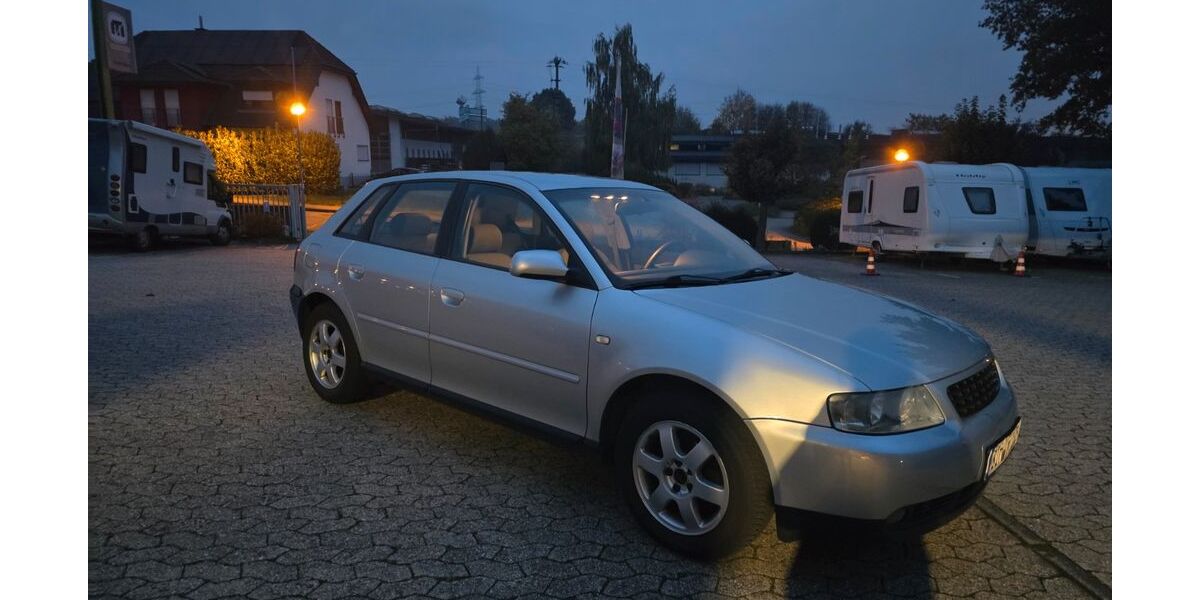 Audi A3 186.000 km 2.600 &euro; Wolken 56332