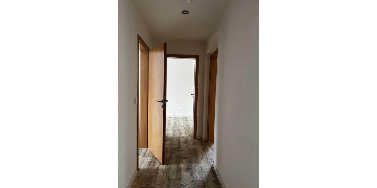 Etagenwohnung Zeitz - 3 Zimmer, 60 m&sup2;, 390&euro; | Angebot:25717384