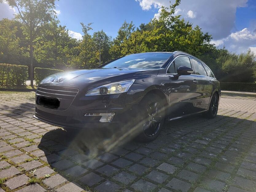 Peugeot 508 216.000 km 7.550 € FRIESOYTHE 26169