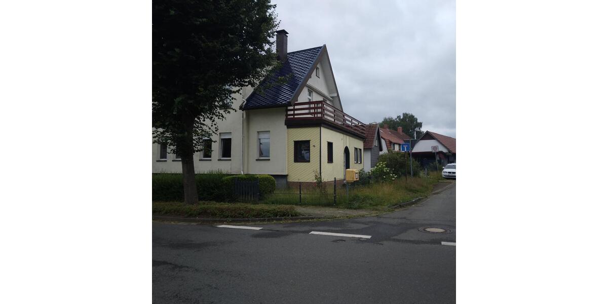 Doppelhaushälfte Bad Sachsa - 9 Zimmer, 180 m&sup2;, 129.000&euro; | Angebot:27091016