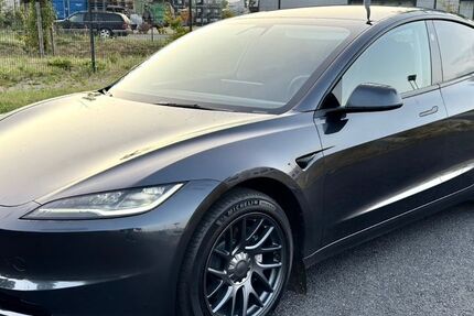 Tesla Model 3 18.500 km 29.999 &euro; Heinsberg 52525