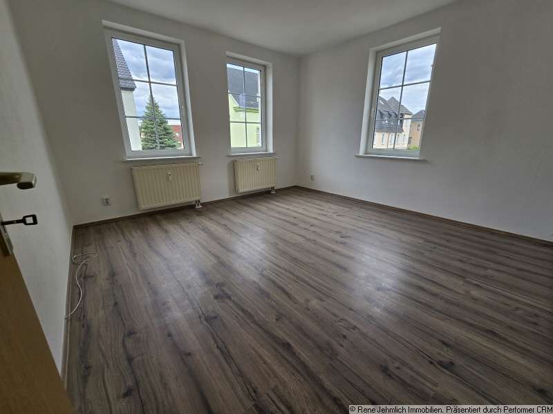 Wohnung zum Mieten in Oelsnitz 390 € 78 m²