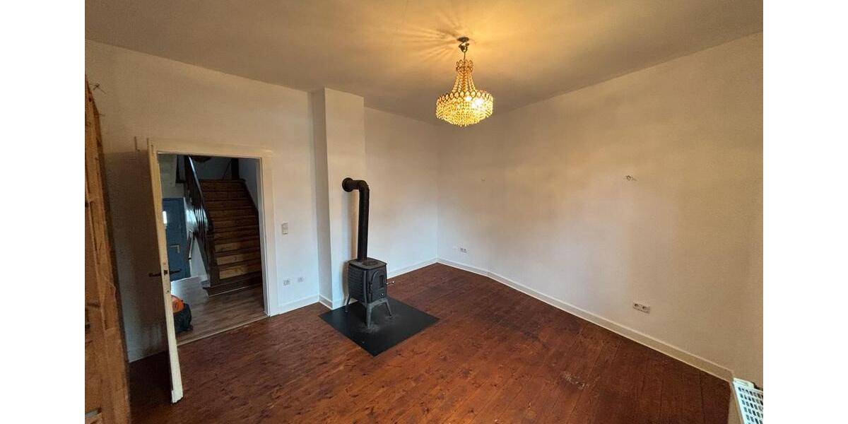 Einfamilienhaus Bad Wildungen - 2 Zimmer, 65 m&sup2;, 630&euro; | Angebot:26463844
