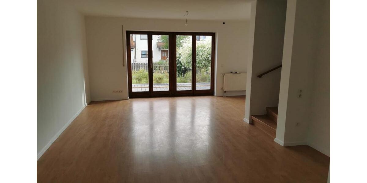 Doppelhaushälfte Lenting - 5 Zimmer, 158 m&sup2;, 1.500&euro; | Angebot:26377742