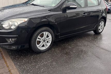 Hyundai i30 159.000 km 2.390 &euro; Mannheim 68309