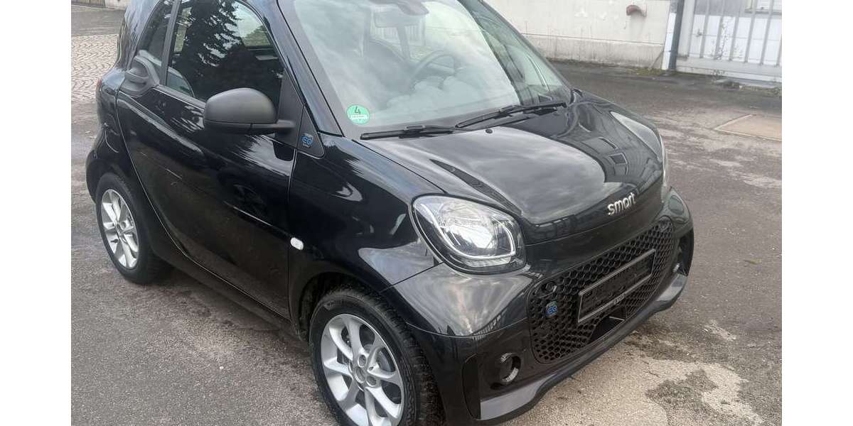 Smart forTwo 15.700 km 10.299 &euro; Weil im Schönbuch/Böblingen 71093