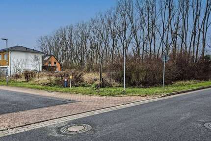 Bauträgerfreies Eckgrundstück in Schönefeld zimmer