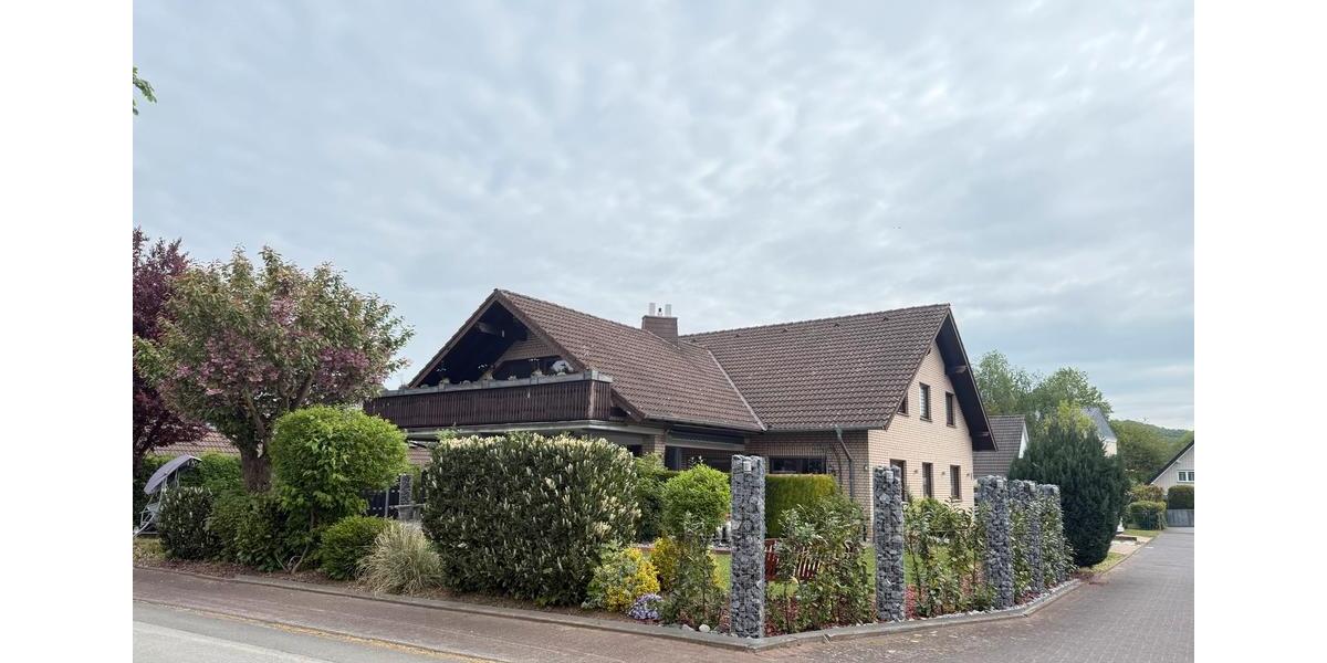 Dachgeschoßwohnung Bad Driburg - 4 Zimmer, 105 m&sup2;, 700&euro; | Angebot:26424603