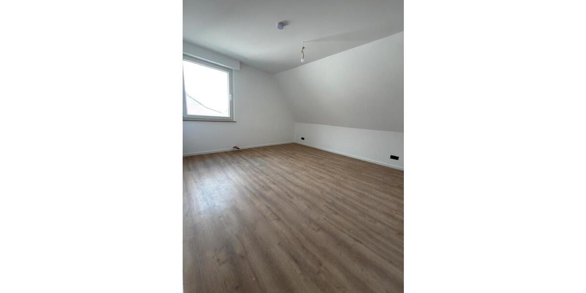 Etagenwohnung Hagen am Teutoburger Wald - 4 Zimmer, 92 m&sup2;, 900&euro; | Angebot:26682922