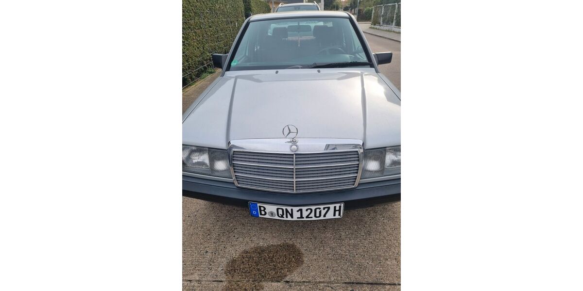 Mercedes-Benz 190 220.000 km 8.000 &euro; Berlin 13437