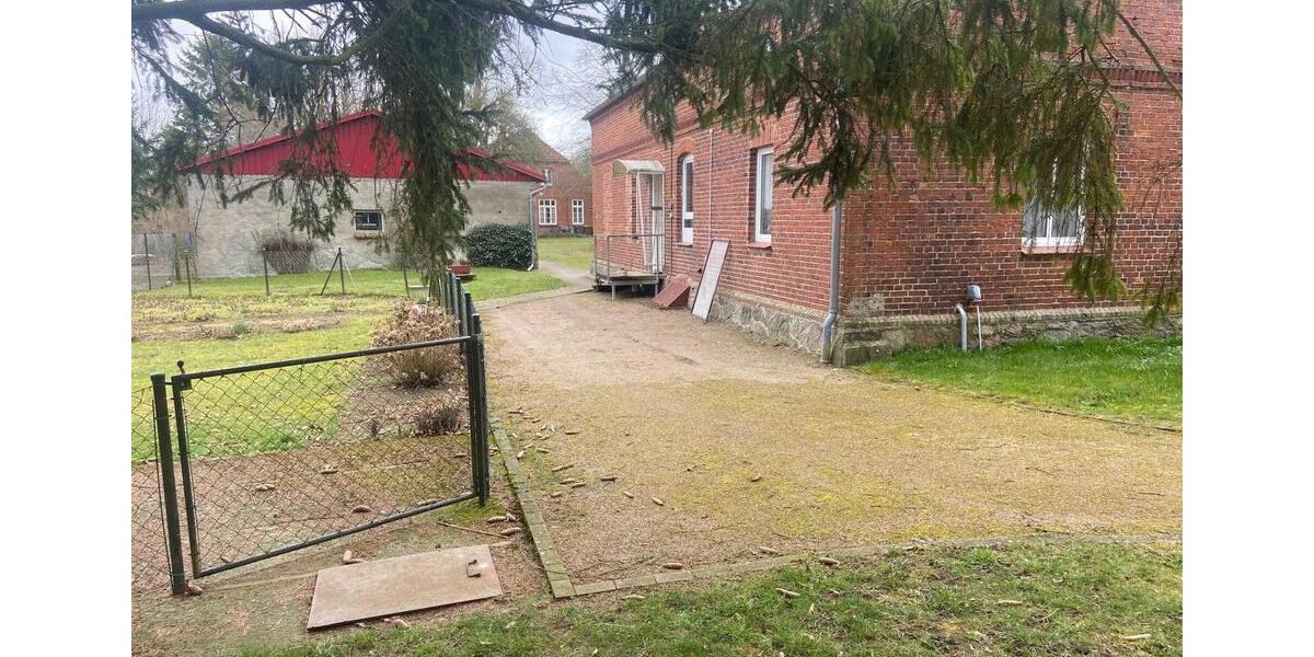 Einfamilienhaus Teterow - 5 Zimmer, 160 m&sup2;, 170.000&euro; | Angebot:25988200