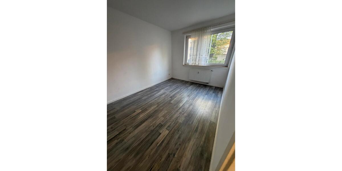 Erdgeschoßwohnung Stadthagen - 3 Zimmer, 70 m&sup2;, 950&euro; | Angebot:26400571