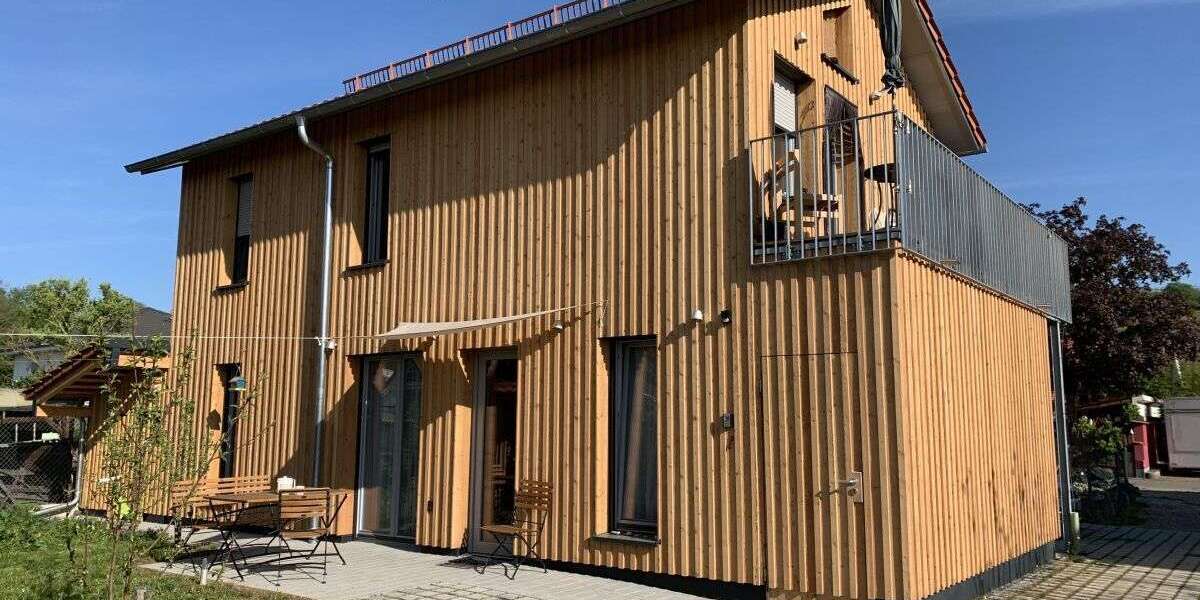 Zimmer Sasbach am Kaiserstuhl - 2 Zimmer, 1.100&euro; | Angebot:24985323