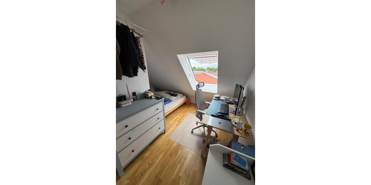 Dachgeschoßwohnung Mainz Oberstadt - 3 Zimmer, 49 m&sup2;, 990&euro; | Angebot:26385764