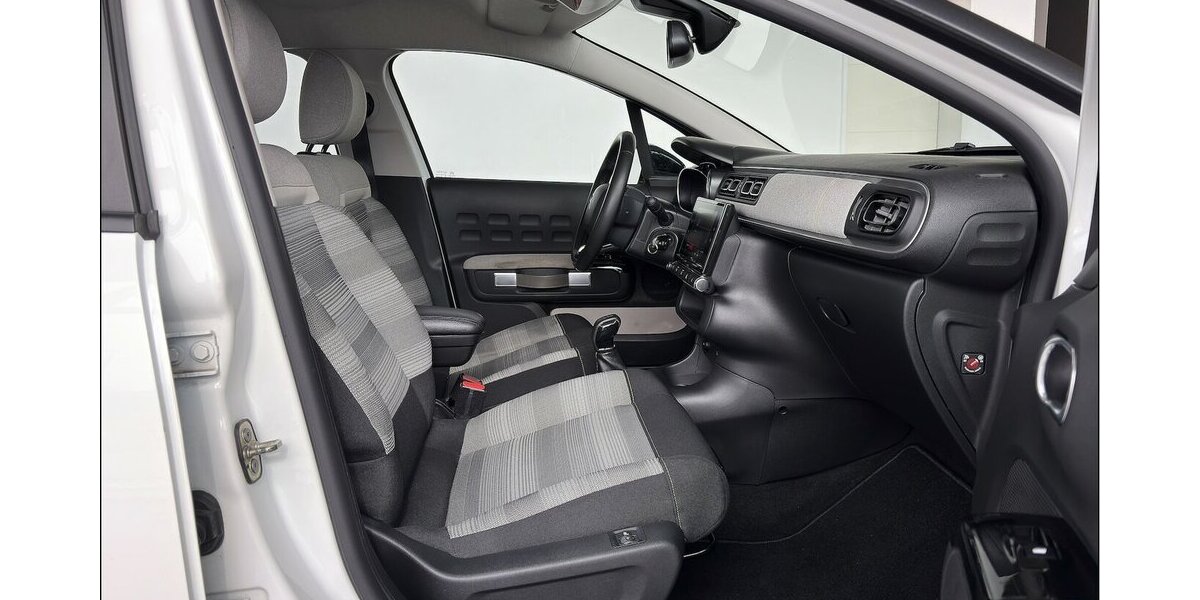 Citroen C3 1.2 Feel Klima Tempomat 99.000 km 7.390 &euro; Stade 21682