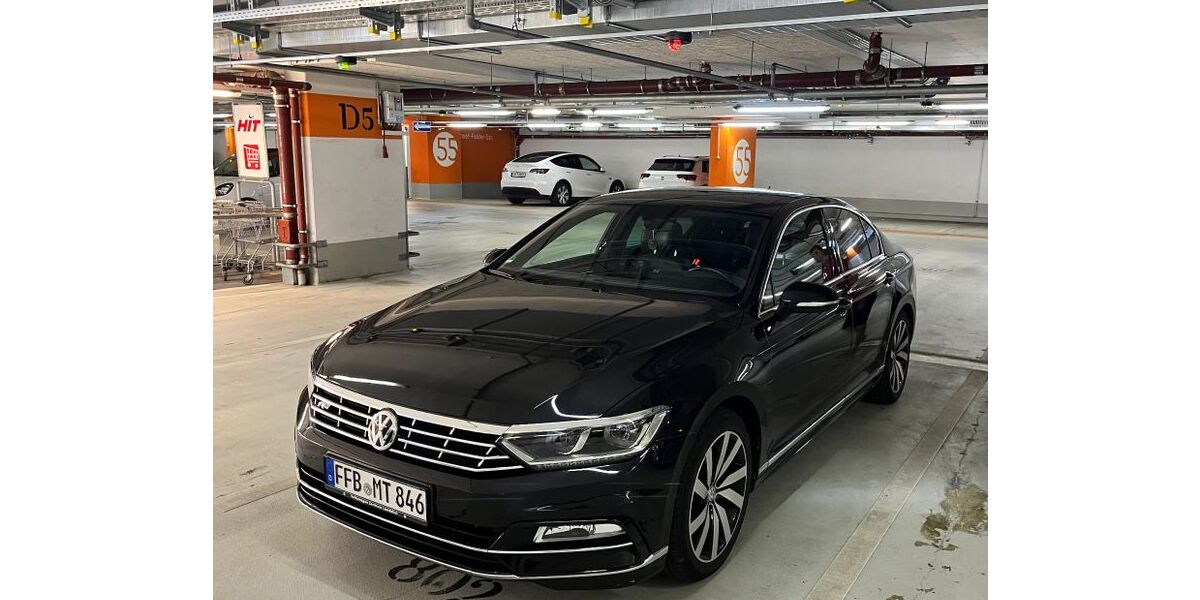 VW Passat 102.000 km 18.600 &euro; Puchheim 82178